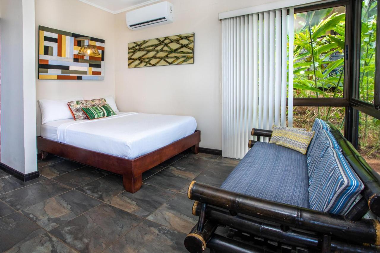 Tiki Villas Rainforest Lodge - Adults Only Увіта Екстер'єр фото