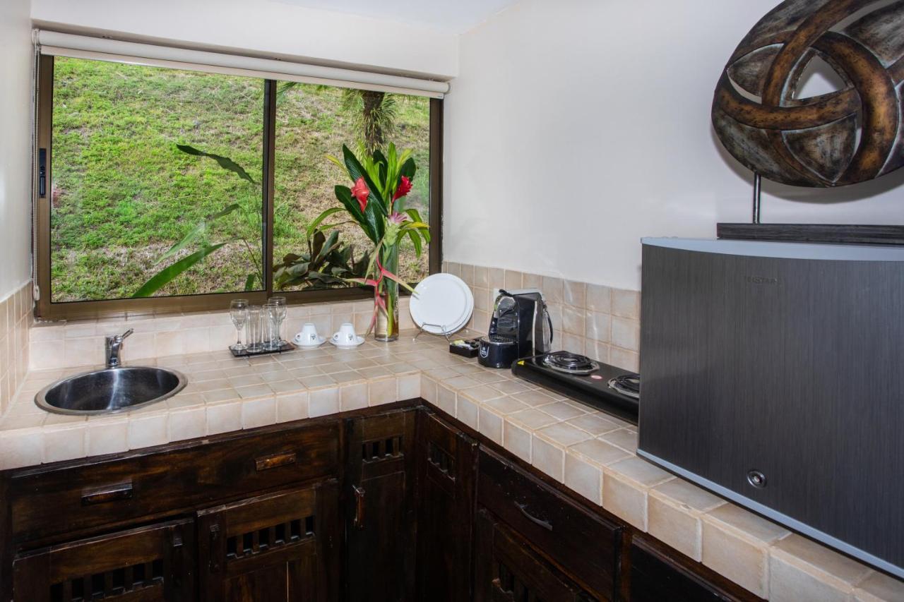 Tiki Villas Rainforest Lodge - Adults Only Увіта Екстер'єр фото