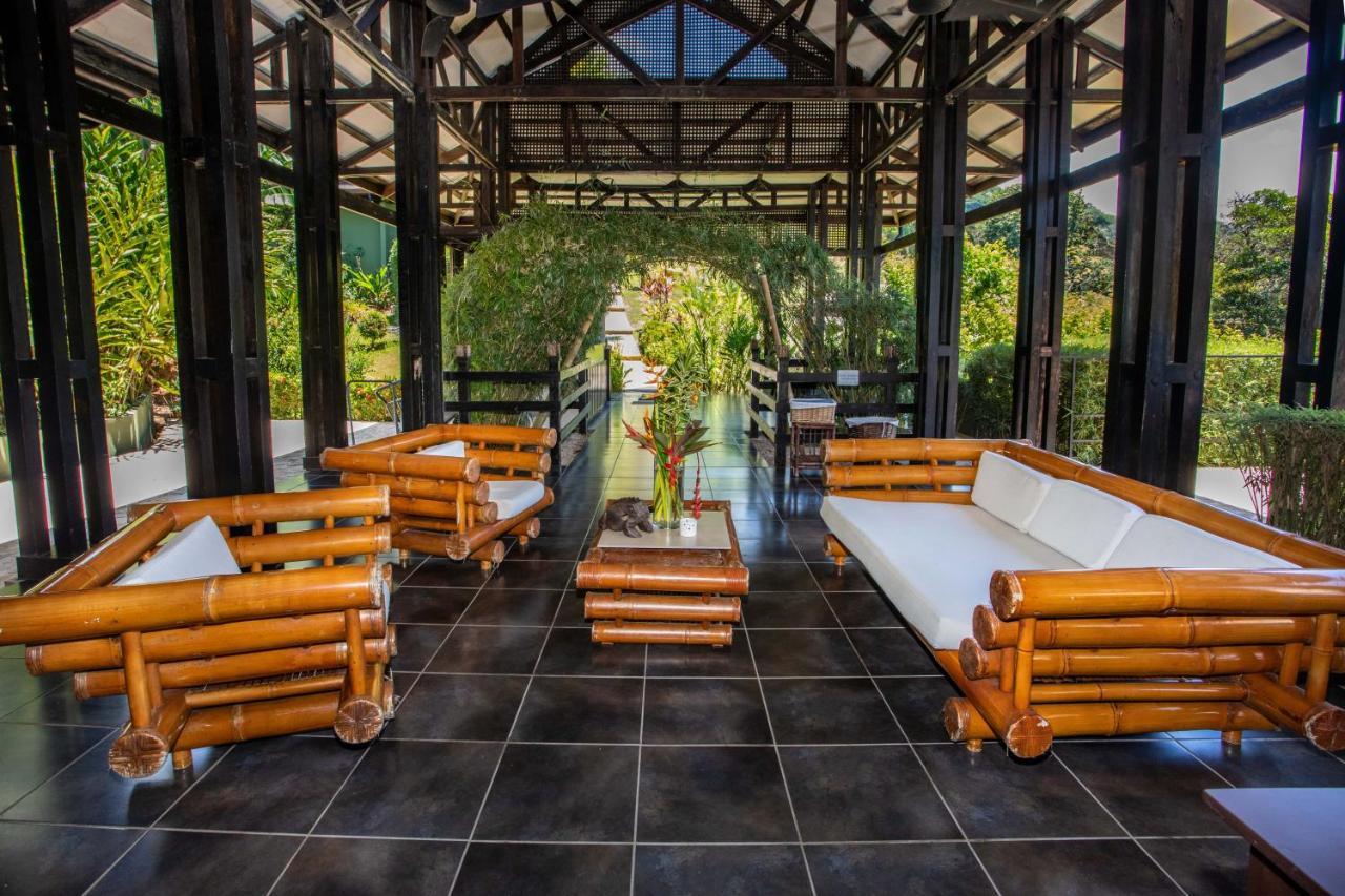 Tiki Villas Rainforest Lodge - Adults Only Увіта Екстер'єр фото